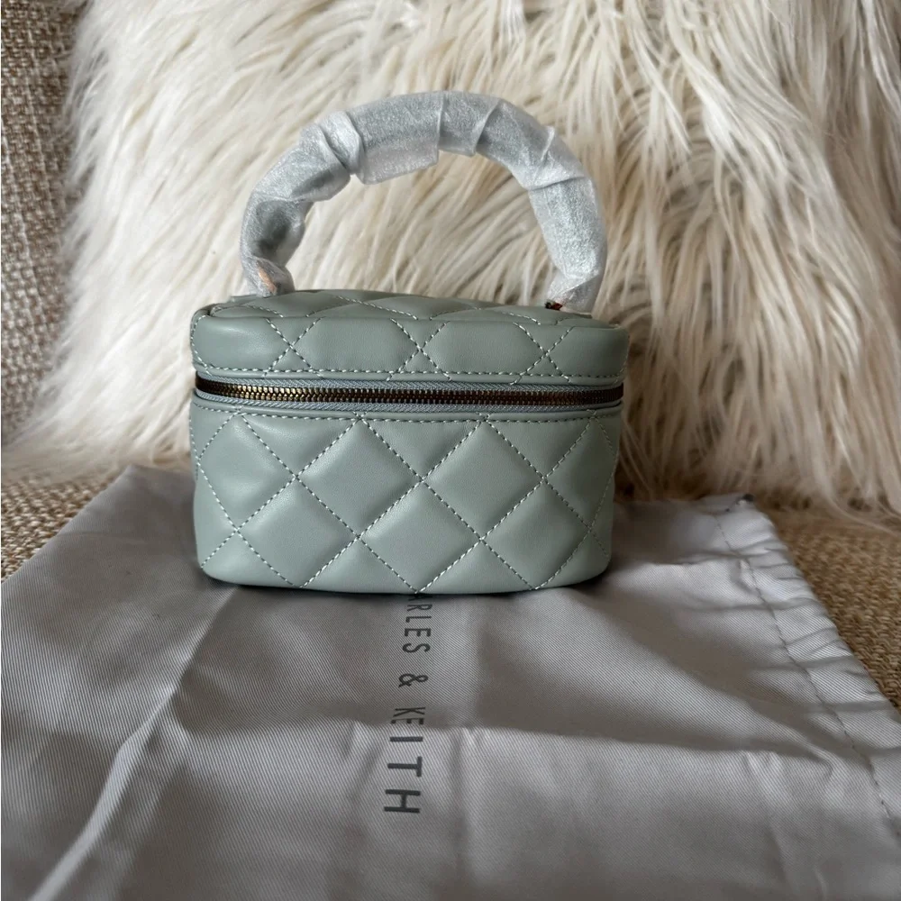 Charles & Keith Mint Green Quilted Round Pouch - Picture 3 of 5